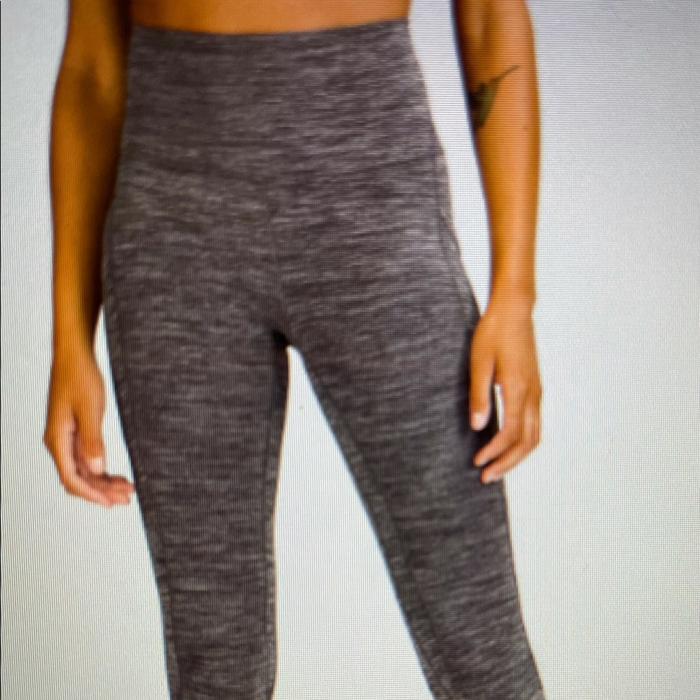Lululemon size 4 high-rise dark gray leggings “25